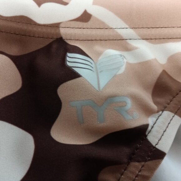 VINTAGE 1" TYR SWIM BRIEF, BROWN CAMO, ASIAN SIZE "L" (Approx. 32") - Pre-Owned - Picture 4 of 8